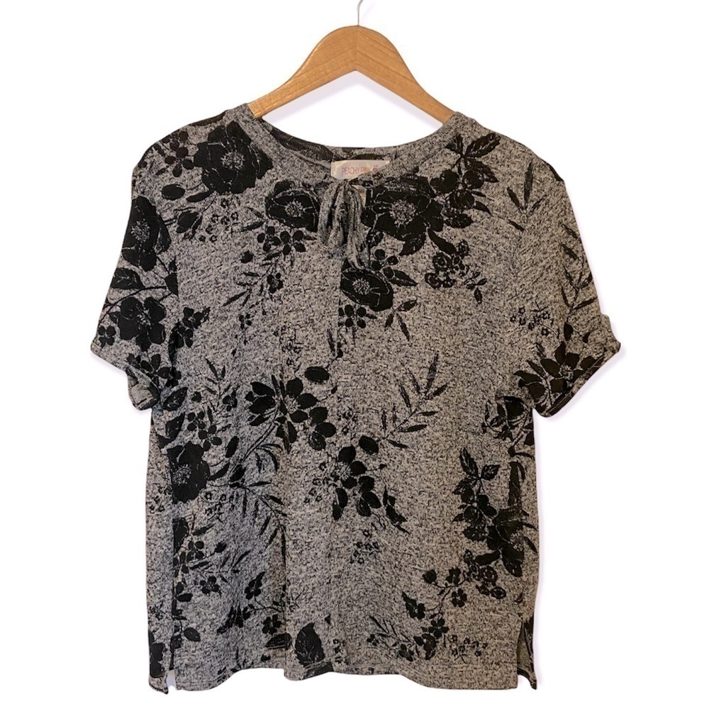 PEACHY Pink Women’s Black & Gray Floral Shirt Size Small
